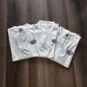 Bundle of men's long sleeve sports T-shirt